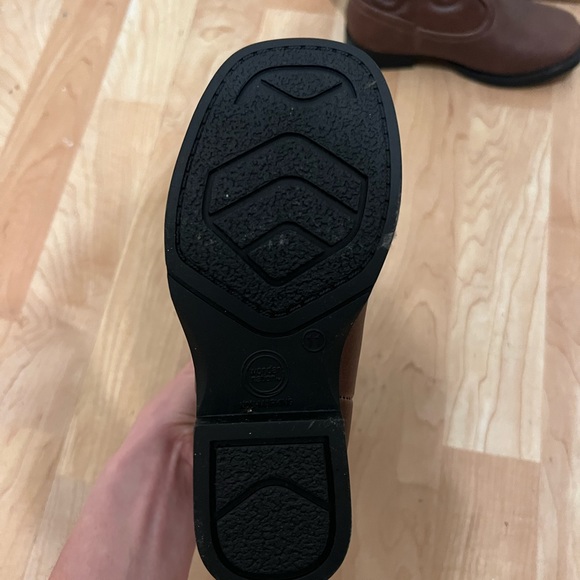 Kids cowboy 🤠 boots! - Picture 6 of 7